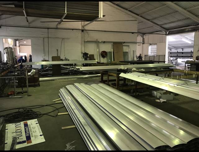 943M² FACTORY FOR SALE IN BRACKENFELL INDUSTRIAL
